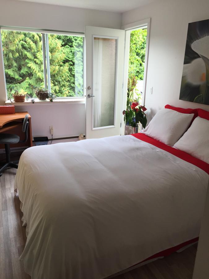 A Room At The Camelia Bed And Breakfast Tsawwassen Exteriér fotografie